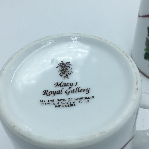 Vintage Macy’s All the Days of Christmas Mugs - Picture 8 of 9